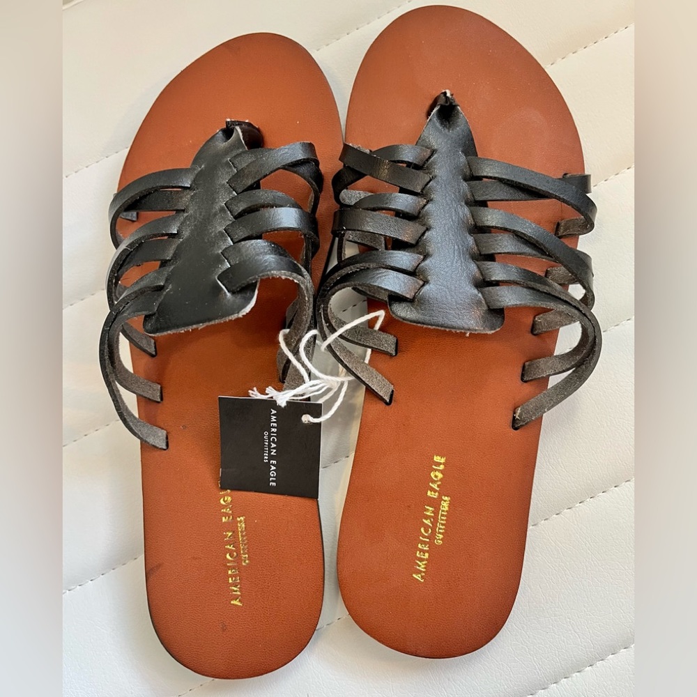AMERICAN EAGLE SANDALS BLACK